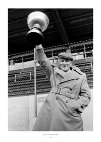  Stig Svensson Lyfter Pokalen 1980 Östers IF -1