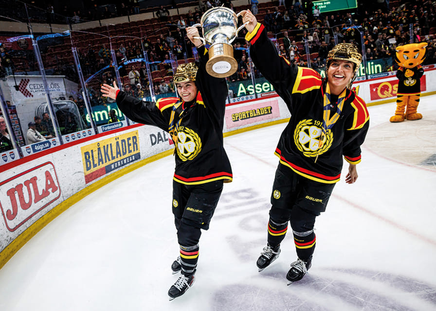 Sara Cajanova Och Mina Waxin Brynäs IF SM-Guld 2026-12