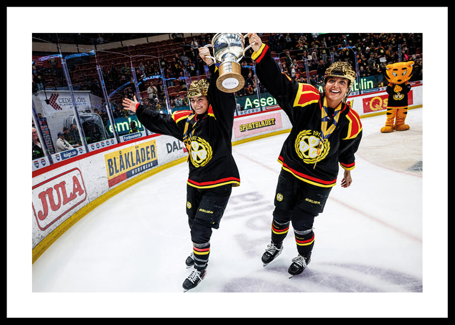 Sara Cajanova Och Mina Waxin Brynäs IF SM-Guld 2026-12