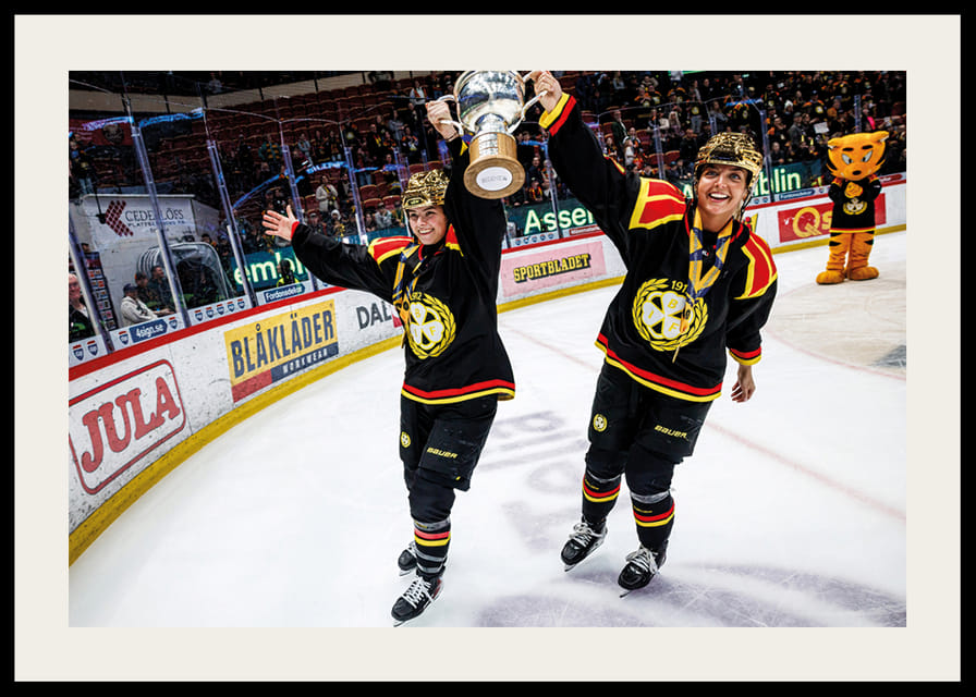 Sara Cajanova Och Mina Waxin Brynäs IF SM-Guld 2026-12
