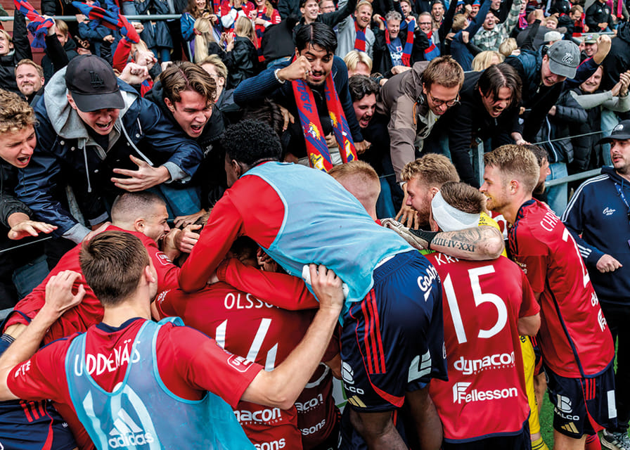 Målfirande Med Supportrar Östers IF 2025 No1-12