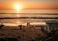Magischer Sonnenuntergang mit Surf-Flair-7