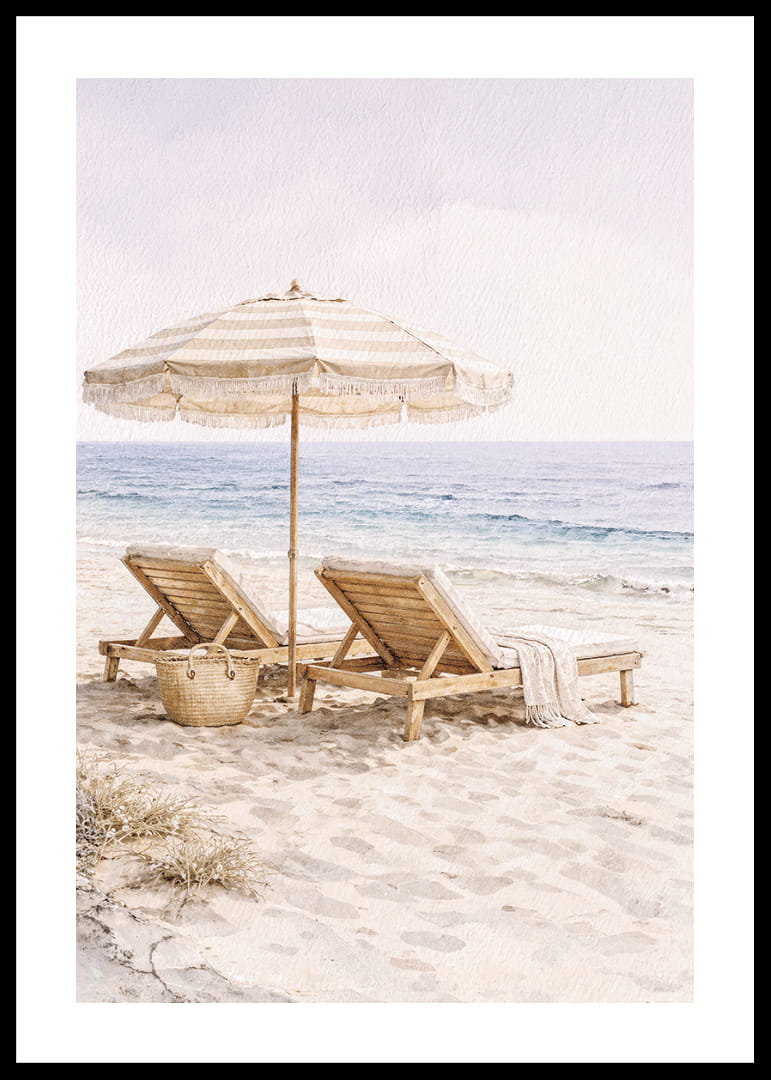 Pihentető tengerparti jelenet napozóágyakkal a tengerparton.-12