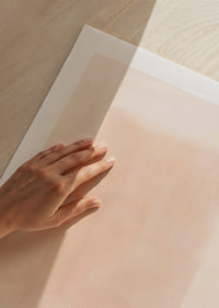 Soft pastel colors create a calm and dreamy impression.-9
