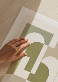 Soft shapes in a harmonious and balanced composition.-9