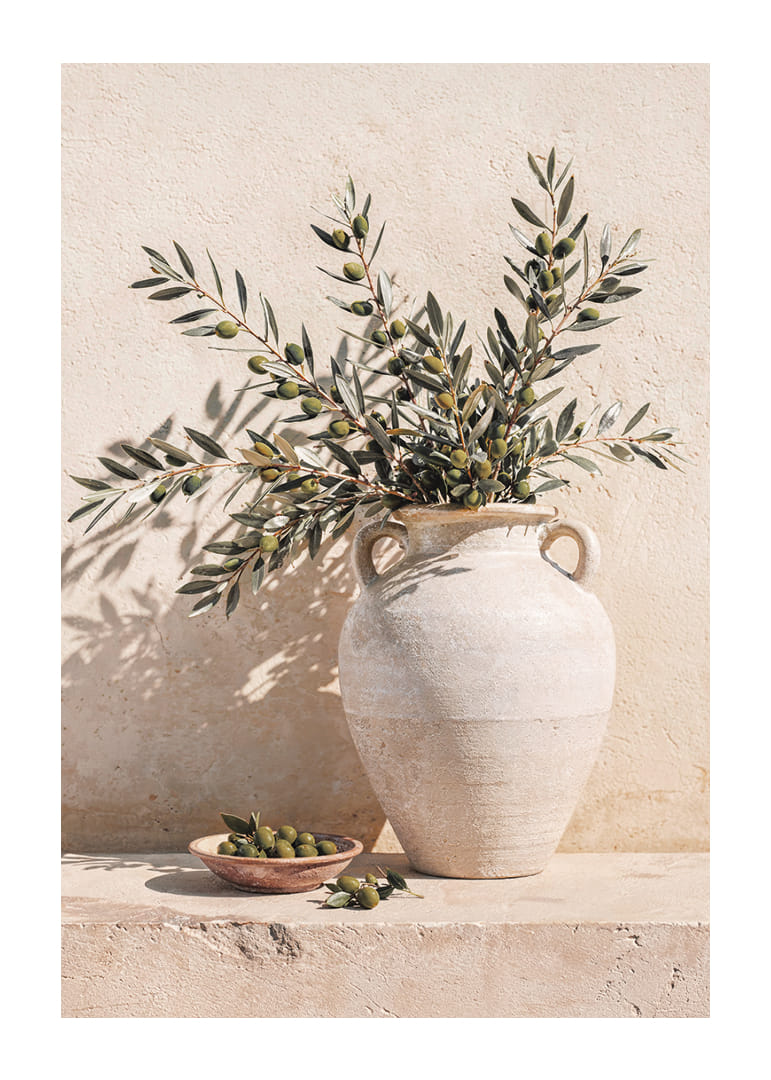 De mediterrane schoonheid van olijven in het zonnige licht.-12