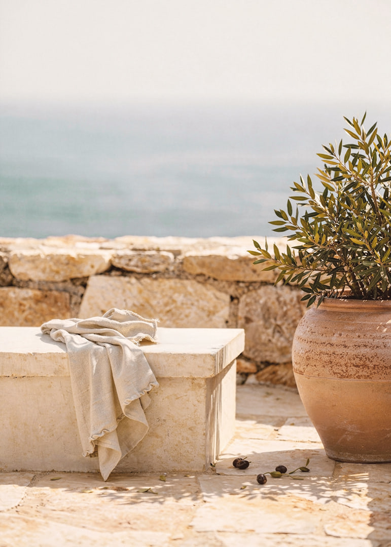 A relaxed Mediterranean feel by the sea.-12