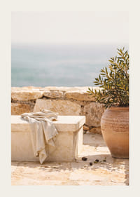 Een ontspannen mediterrane sfeer aan zee.-3