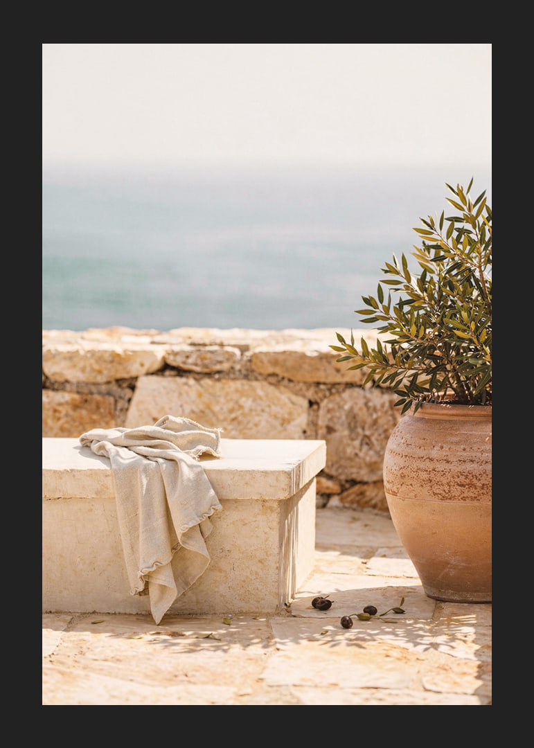 A relaxed Mediterranean feel by the sea.-12