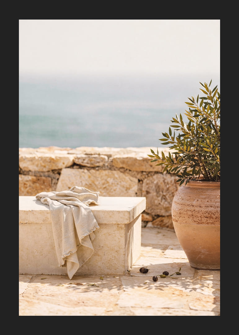 Een ontspannen mediterrane sfeer aan zee.-12