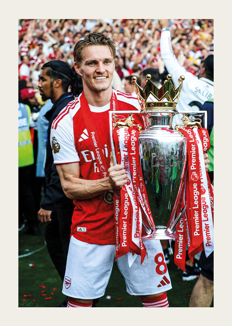 Arsenal Premier League Champions 2025-26 Martin Ødegaard No2-12