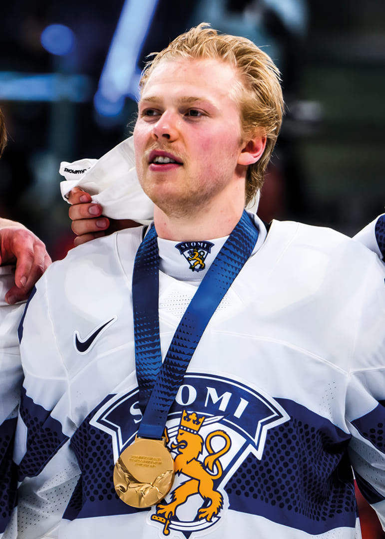 Konsta Helenius Jääkiekon MM-Kultaa 2026 Suomi-12
