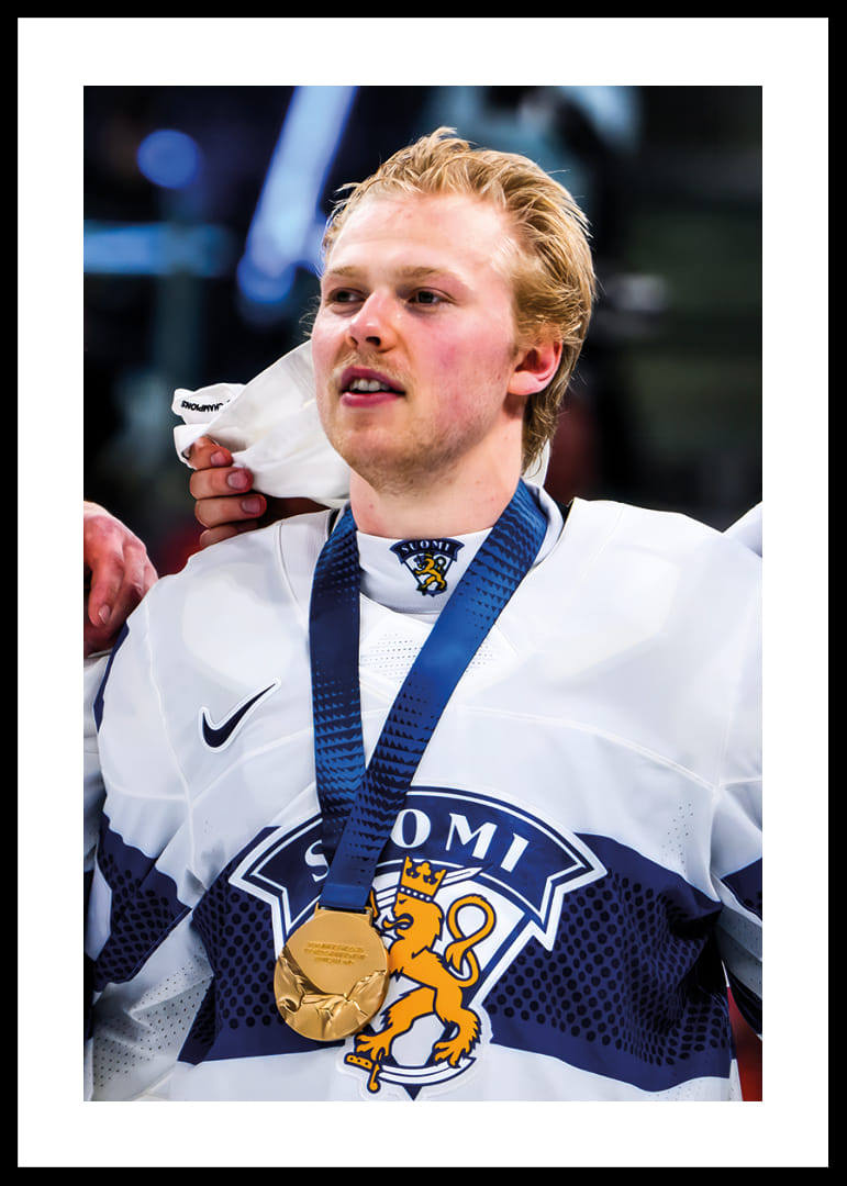 Konsta Helenius Jääkiekon MM-Kultaa 2026 Suomi-12