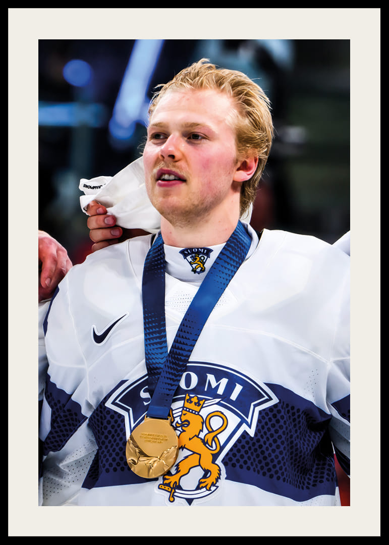 Konsta Helenius Jääkiekon MM-Kultaa 2026 Suomi-12