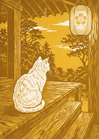 En katt vilar på en veranda, omgiven av gyllene skönhet.-7