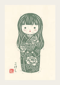 Delicate kokeshi that exudes peace and beauty.-3