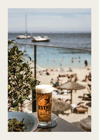 A beach view that combines tranquility and enjoyment.-3