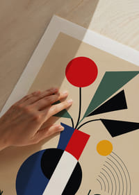 Een levendige compositie van kleur en vorm in evenwichtige harmonie.-9