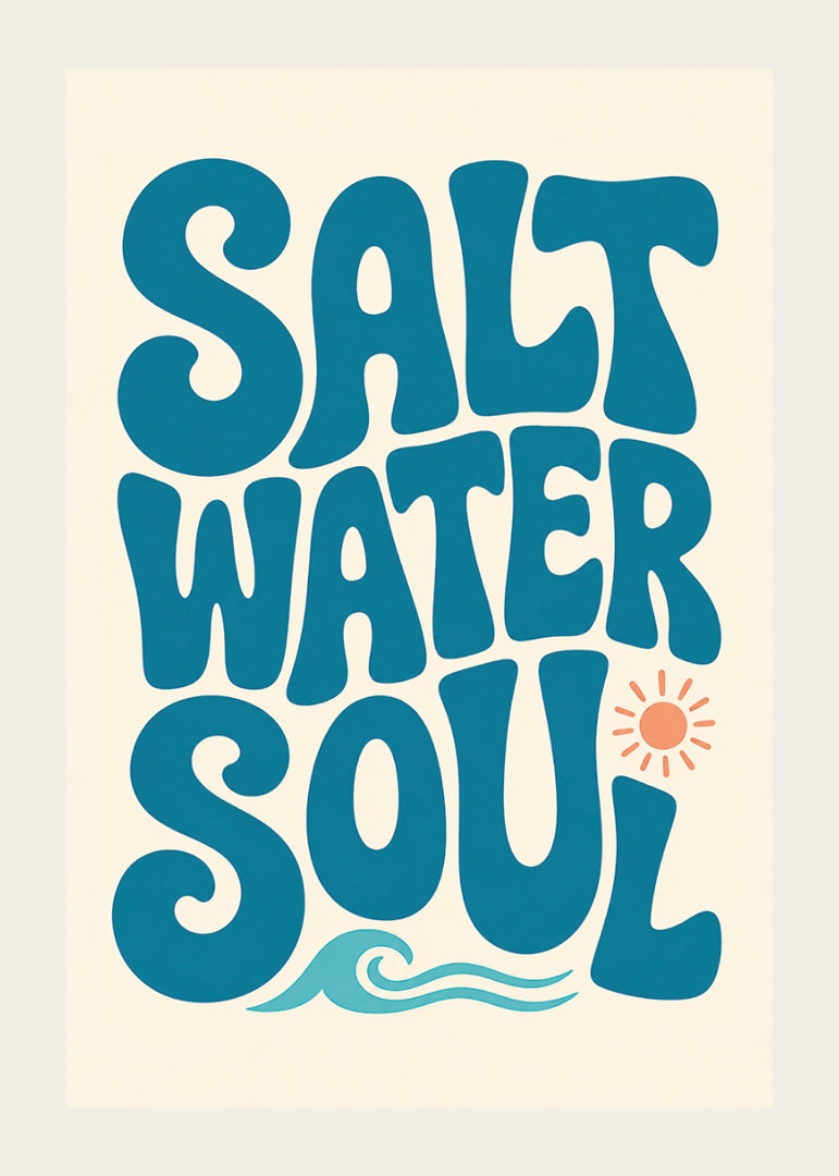 Retro-inspirierte Typografie mit Meereswellen und Sonne in ruhigen Küstentönen.-12