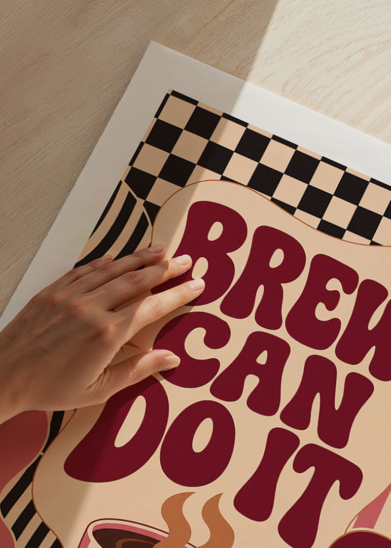 Kaffeeposter im Retro-Stil mit verspielter Typografie und warmen Farben.-12