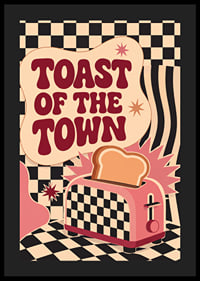 Ein rosafarbener Retro-Toaster vor kariertem Hintergrund verbreitet eine verspielte Frühstücksstimmung.-4