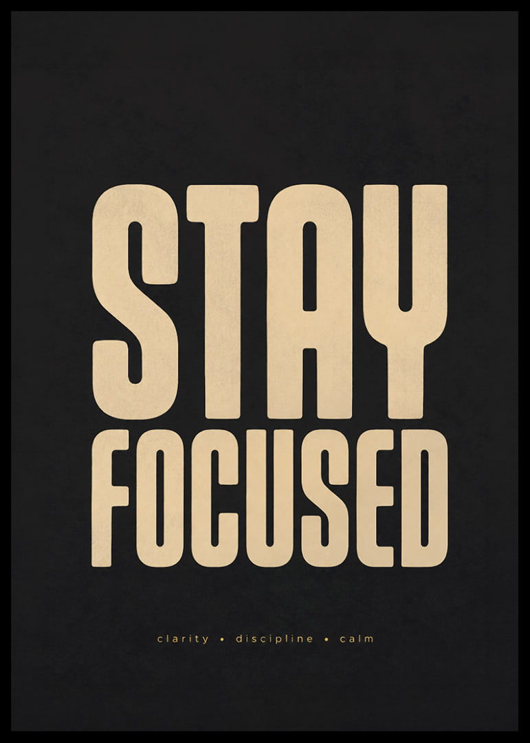 Krachtige typografie met boodschappen van focus, helderheid, discipline en rust.-12