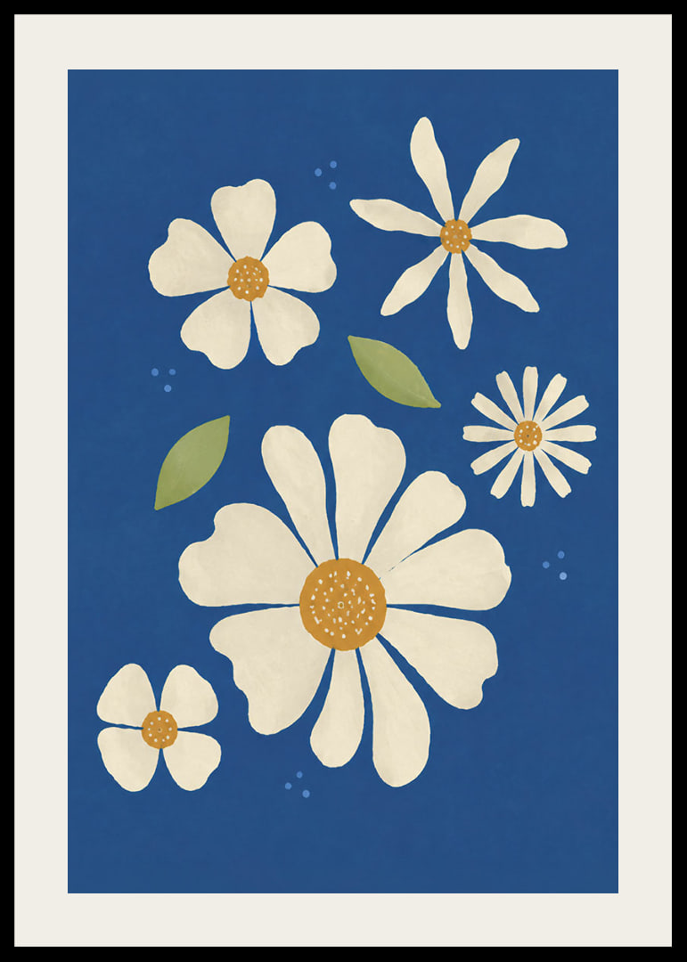 Stiliserte kremhvite blomster mot en dypblå bakgrunn skaper en varm og leken følelse.-12