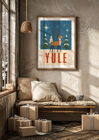 Cartel navideño gráfico con renos, estrellas y abetos cubiertos de nieve en color azul invernal.-8