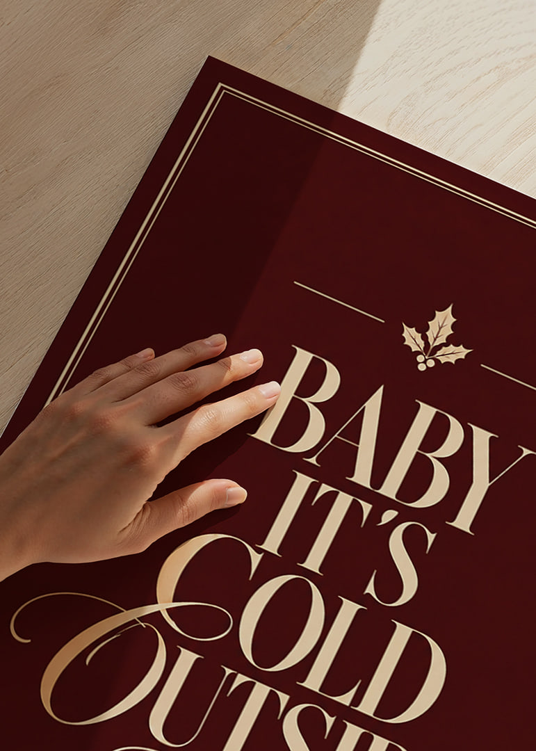 Elegante póster tipográfico en color burdeos con detalles en tonos verdes y un aire navideño.-12