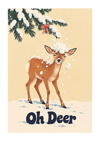 Divertida ilustración invernal de un ciervo bajo ramas cubiertas de nieve.-1