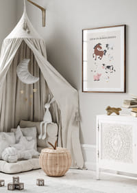 Illustrerade bondgårdsdjur i milda färger på ljus bakgrund-4