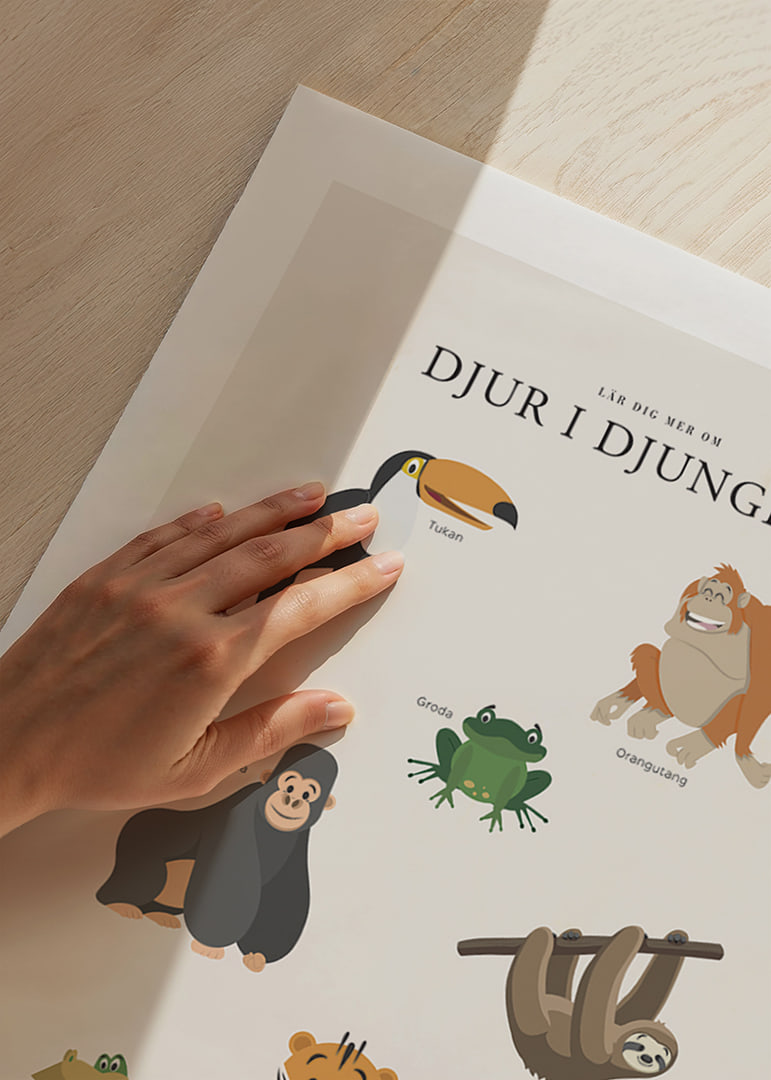 Illustrerade djungeldjur med text på ljus bakgrund-12