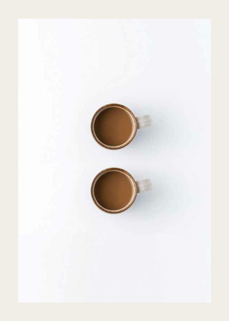 Due tazze di caffè dall'alto su sfondo bianco, fotografiche-12