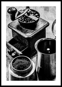 Black and white photo of old coffee grinder and coffee beans-0