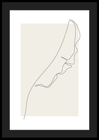 Enkel linjeteckning av bananblad mot beige bakgrund-4