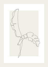 Linjeteckning av två bananblad mot beige bakgrund-3