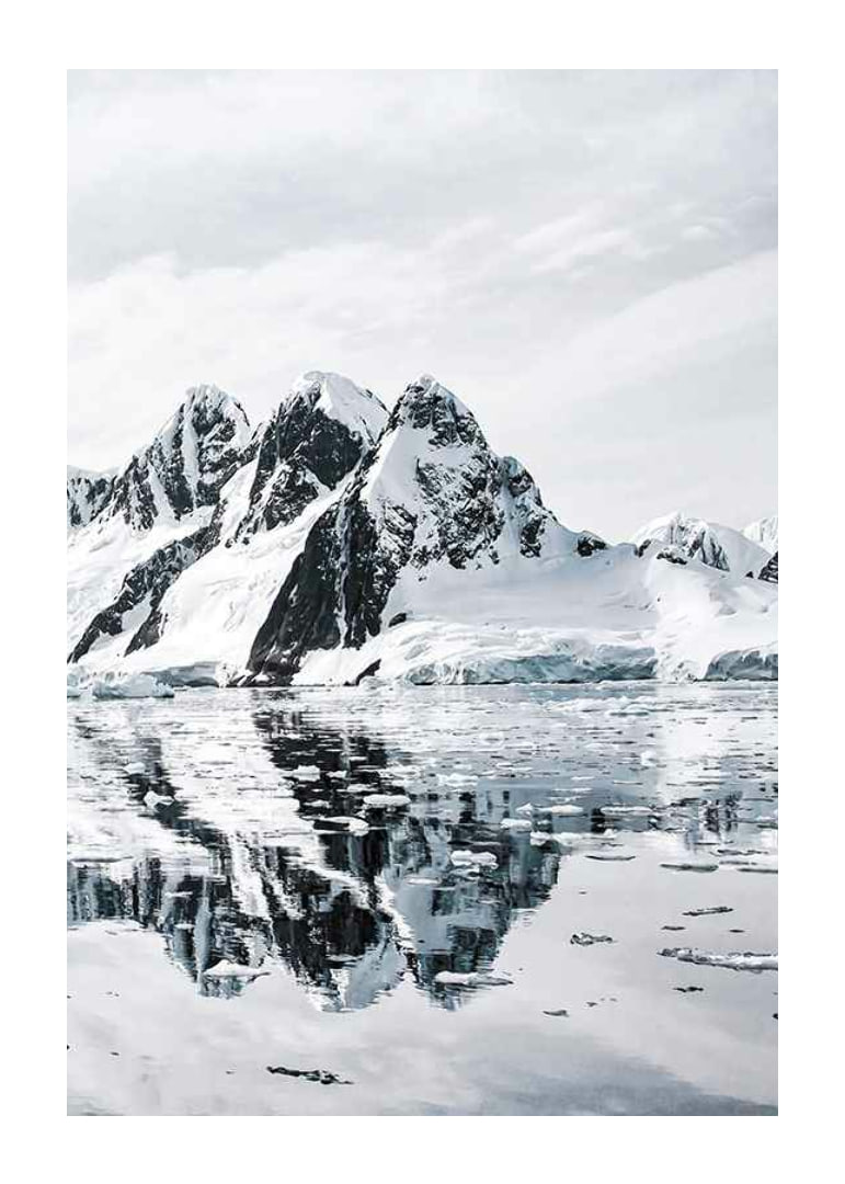 Fotografi av snötäckta berg och isigt vatten med spegling-12