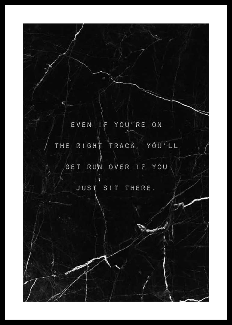 Citation en texte blanc sur motif en marbre noir, style minimaliste-12