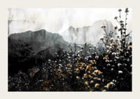 Ilustrație pictată a peisajului montan cu flori sălbatice de toamnă-3