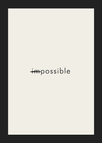 Minimalistische tekst met doorgestreepte 