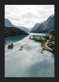 Fotografisch landschap met turquoise gletsjermeer en bergen-5