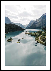 Fotografisch landschap met turquoise gletsjermeer en bergen-0