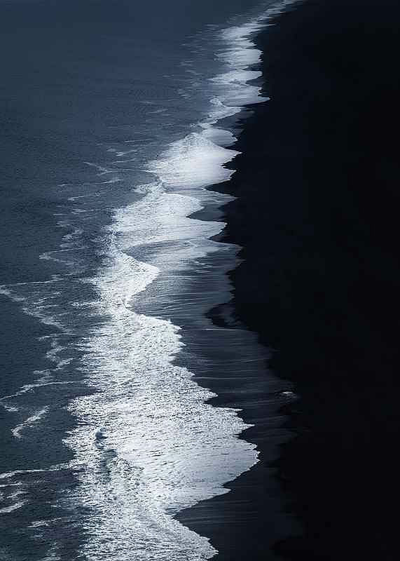 Black Coast Iceland-12