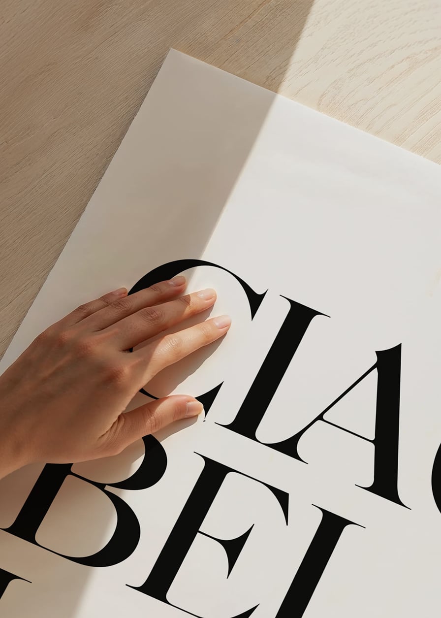 Stylish typography with the text Ciao Bella in black on white-12