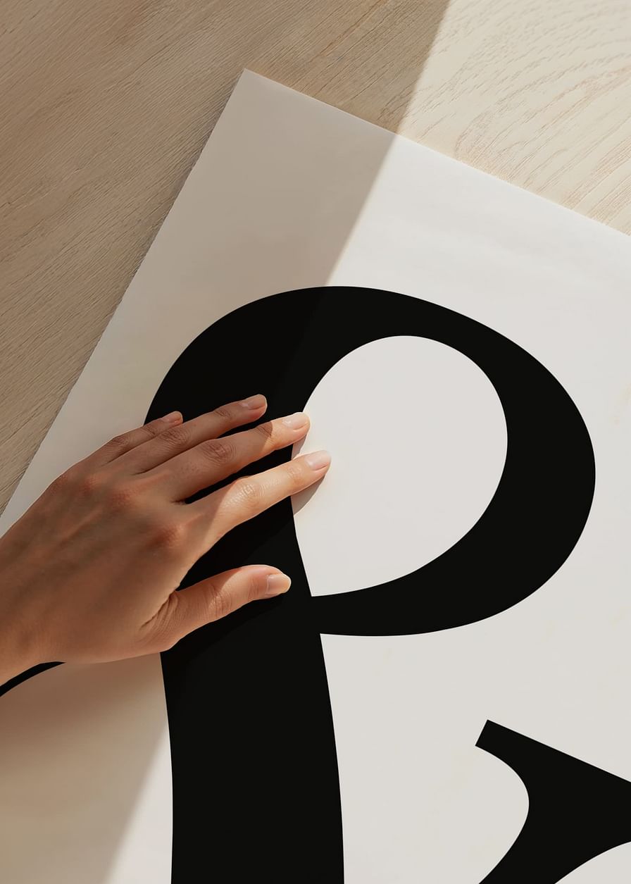 Ampersand-12