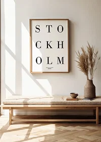 Grafisk text med STOCKHOLM i stora svarta bokstäver-2