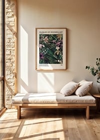 Illustration av exotiska lila orkidéer och gröna blad-2