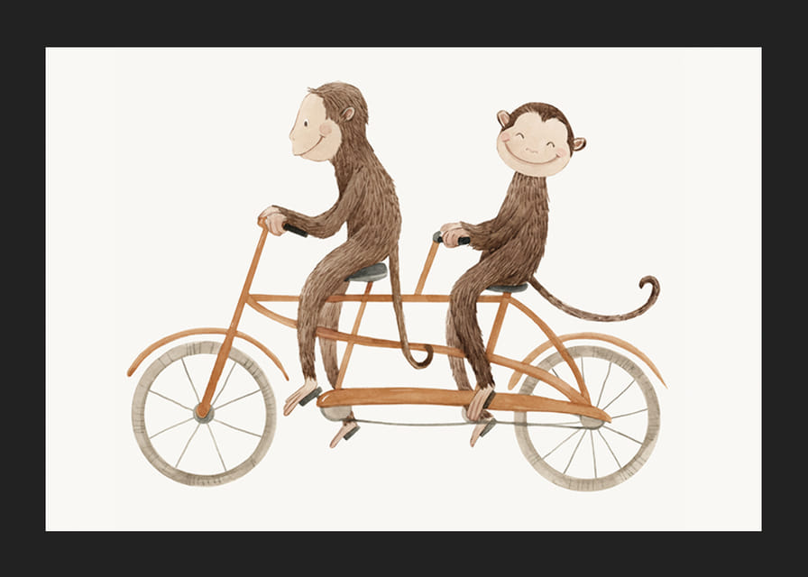 Ilustracja przedstawiająca dwie małpy jadące na rowerach tandemowych na jasnym tle-12