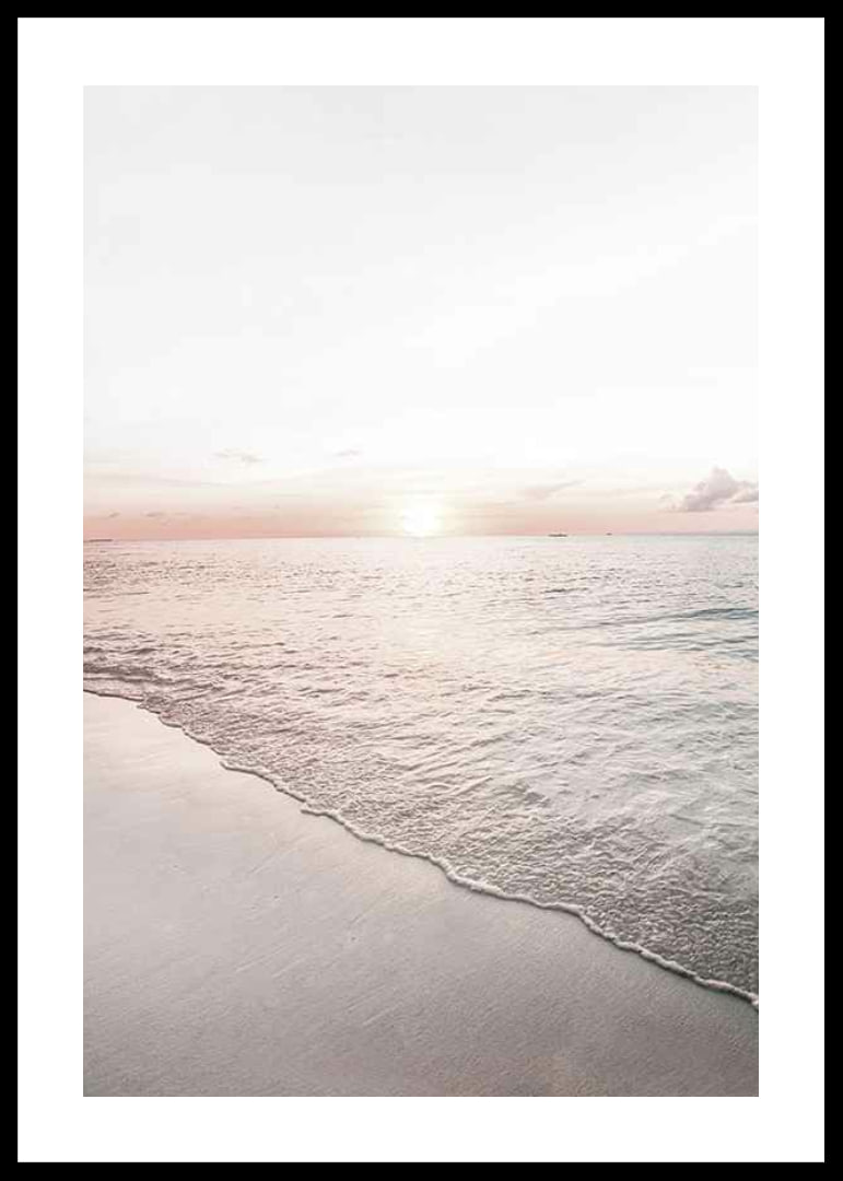 Fotografi av strand och hav i mjuka pastelltoner vid solnedgång-12