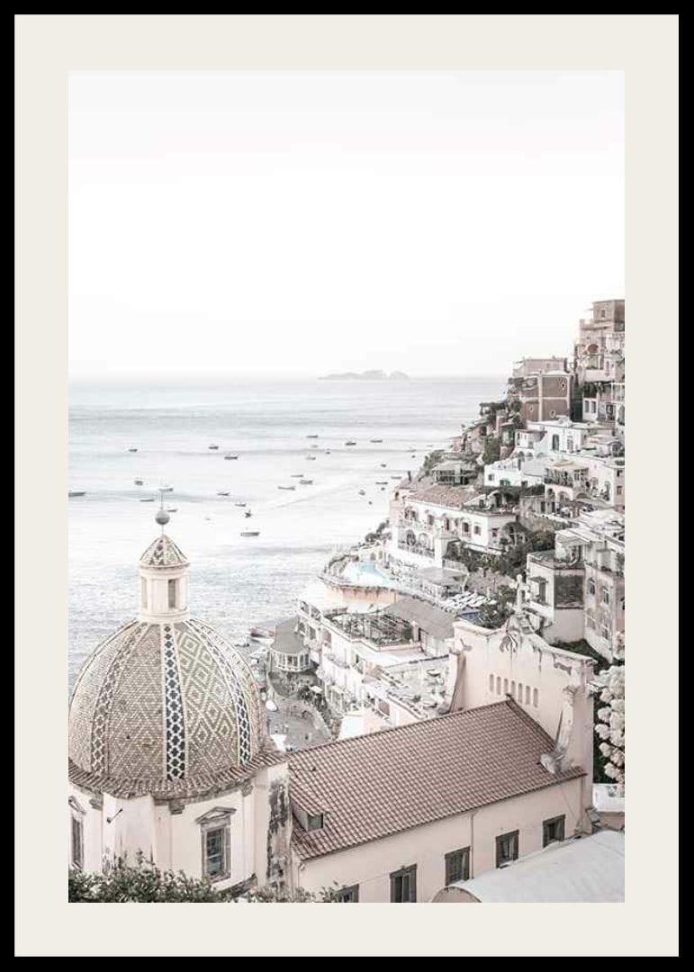 Fotografi av pastellfärgade hus i Positano vid havet-12